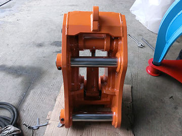 12 Tonnen Bagger Bobcat CAT312 PC120 individuell angepasster Bagger Tilt Coupler Hydraulischer Tilt Schneller Haken Baumaschinen Anschluss Fabrik Warmverkauf Produkt