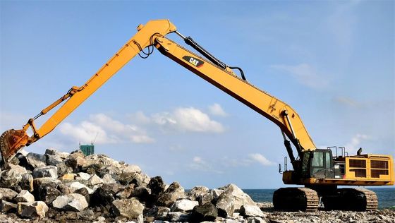 Baumaschinen NM400 Langstreckenbagger