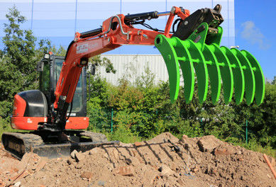 Schwarz/Grün Stahl Bürste Rake Bagger Anschluss Scharfe Zinnen Schwerlastbau
