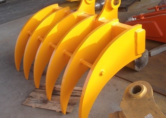 200-4000kg Stahlgräberbürstenräker mit scharfen Zinnen anpassbare Farbpalette